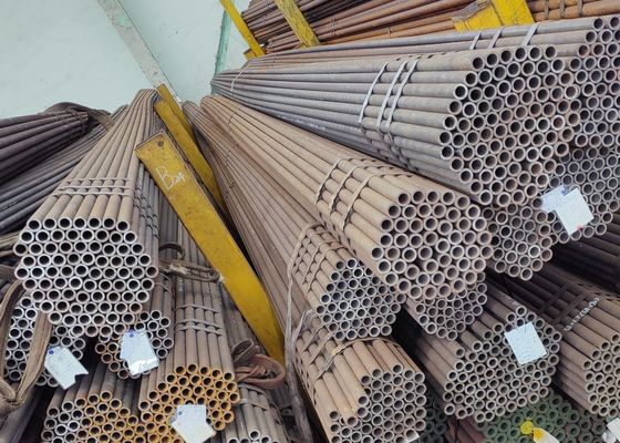 Tubes de chaudière sans couture en acier carbonique à haute résistance pour chaudières haute pression