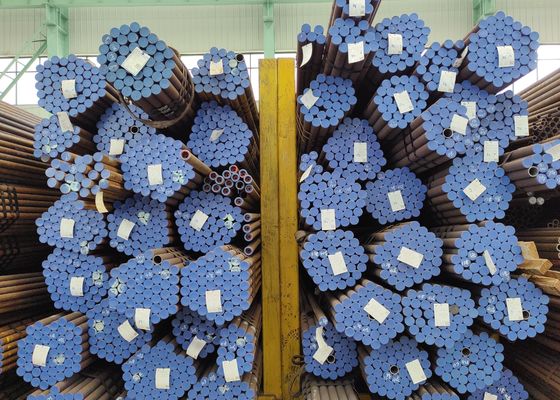 Tubes de chaudière en acier carbonique 12Cr1MoV à haute résistance à l'oxydation et résistance thermique