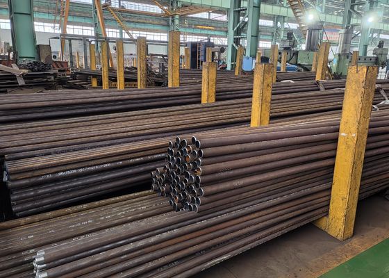Tubes de chaudière en acier carbonique 12Cr1MoV à haute résistance à l'oxydation et résistance thermique