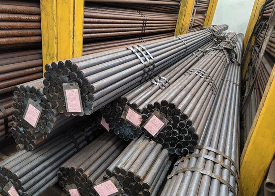 Tubes de chaudière sans soudure en acier carbonique de haute qualité résistantes à la corrosion