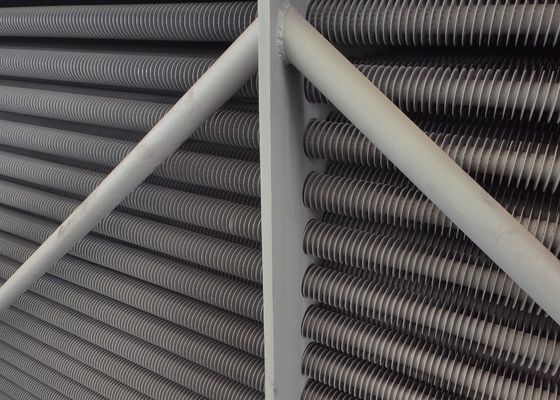 Tubes à aileron en spirale en acier inoxydable en acier au carbone utilisées dans les pièces sous pression de la chaudière