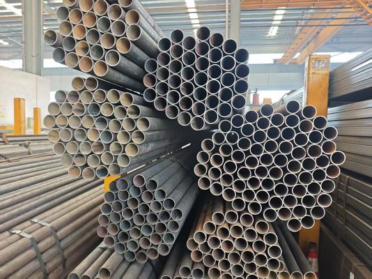 Tube en acier pour chaudière résistant à la corrosion et aux hautes températures pour applications haute pression