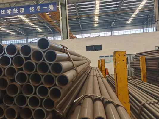 Tubes sans soudure certifiées ASME A192 de qualité supérieure pour chaudières haute pression