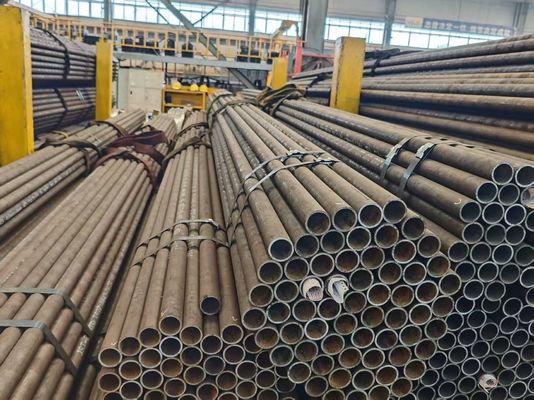 Tubes en acier de qualité supérieure de 12Cr1MoV pour chaudières de centrales électriques efficaces
