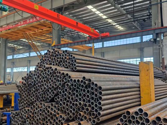 Tubes de chaudière en acier au carbone sans soudure personnalisées pour chaudières haute pression