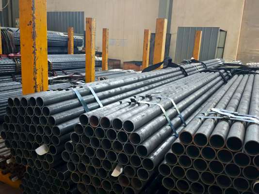 Tubes de chaudière sans soudure ASTM A106 en acier au carbone 1,2-20 mm d'épaisseur