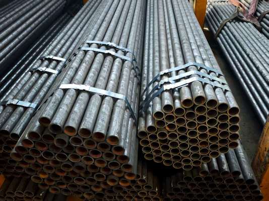 Tubes de chaudière sans soudure en acier au carbone ASTM A106 DIN17175