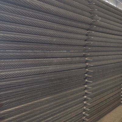 Tube à ailettes hélicoïdales en acier au carbone pour une efficacité accrue du transfert de chaleur avec des spécifications personnalisées