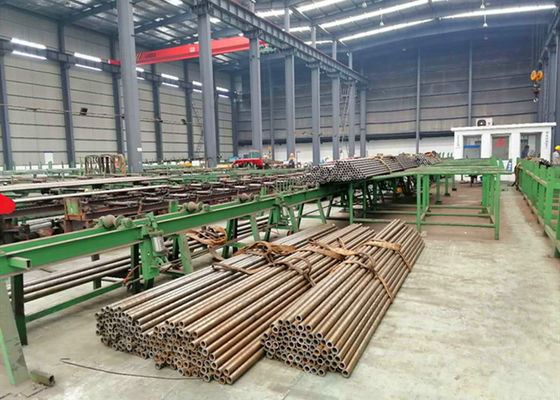 Tube sans couture T11 T22 T23 T5 T9 T91 d'acier allié de SA213 A213 pour l'échangeur de chaleur