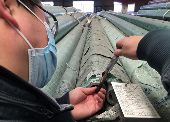 Petit ou diamètre de tube soudé par acier au carbone de Cs d'alliage d'Astm A335 P5 P9 grand