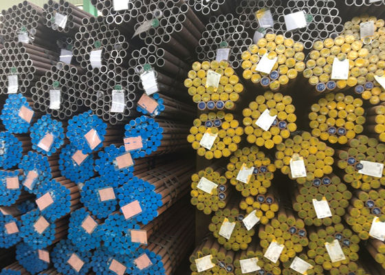Tubes de l'acier SA213 allié/tube sans couture d'échangeur de chaleur acier inoxydable de chaudière