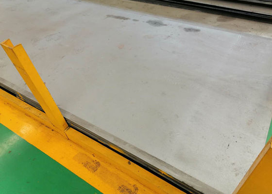 tôle d'acier laminée à chaud de bord de la fente 410S 304 NO1 ESS TISCO ZPSS 1500 x 6000
