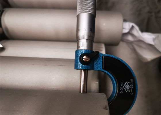 Tuyau soudé sans couture de tubes de chaudière d'ASTM SA213 TP310H solides solubles